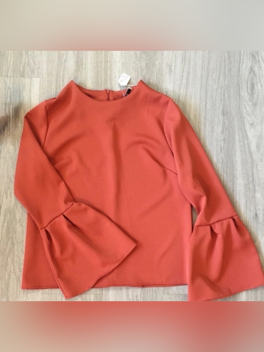 Burnt Orange | Bell Sleeved Top | Zipper On Back| 2 Hearts | Size Lg